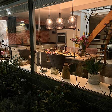 "Zonnekind" Atmospheric Holiday Home In Noordwijkerhout Near The Beach Екстериор снимка