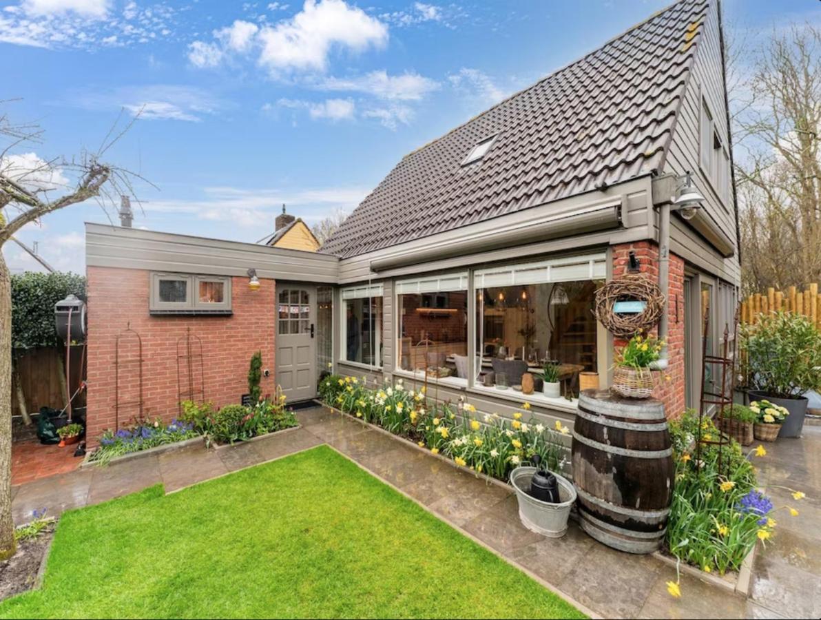 "Zonnekind" Atmospheric Holiday Home In Noordwijkerhout Near The Beach Екстериор снимка