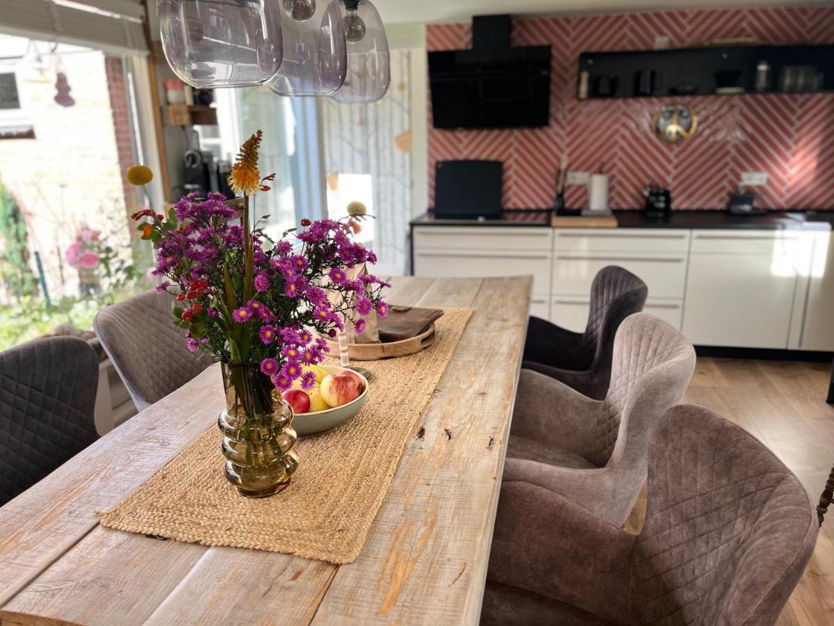 "Zonnekind" Atmospheric Holiday Home In Noordwijkerhout Near The Beach Екстериор снимка