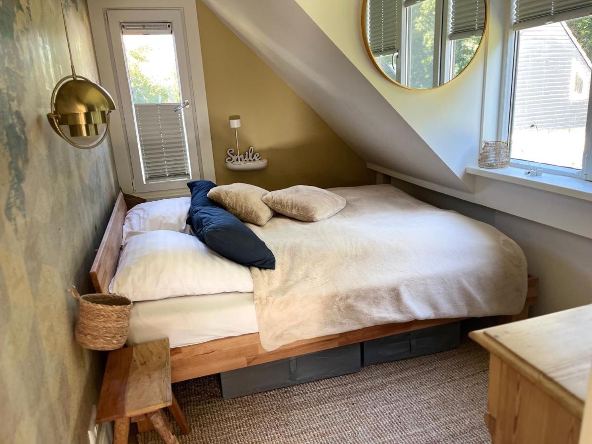 "Zonnekind" Atmospheric Holiday Home In Noordwijkerhout Near The Beach Екстериор снимка